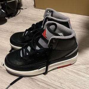 Jordan 2s